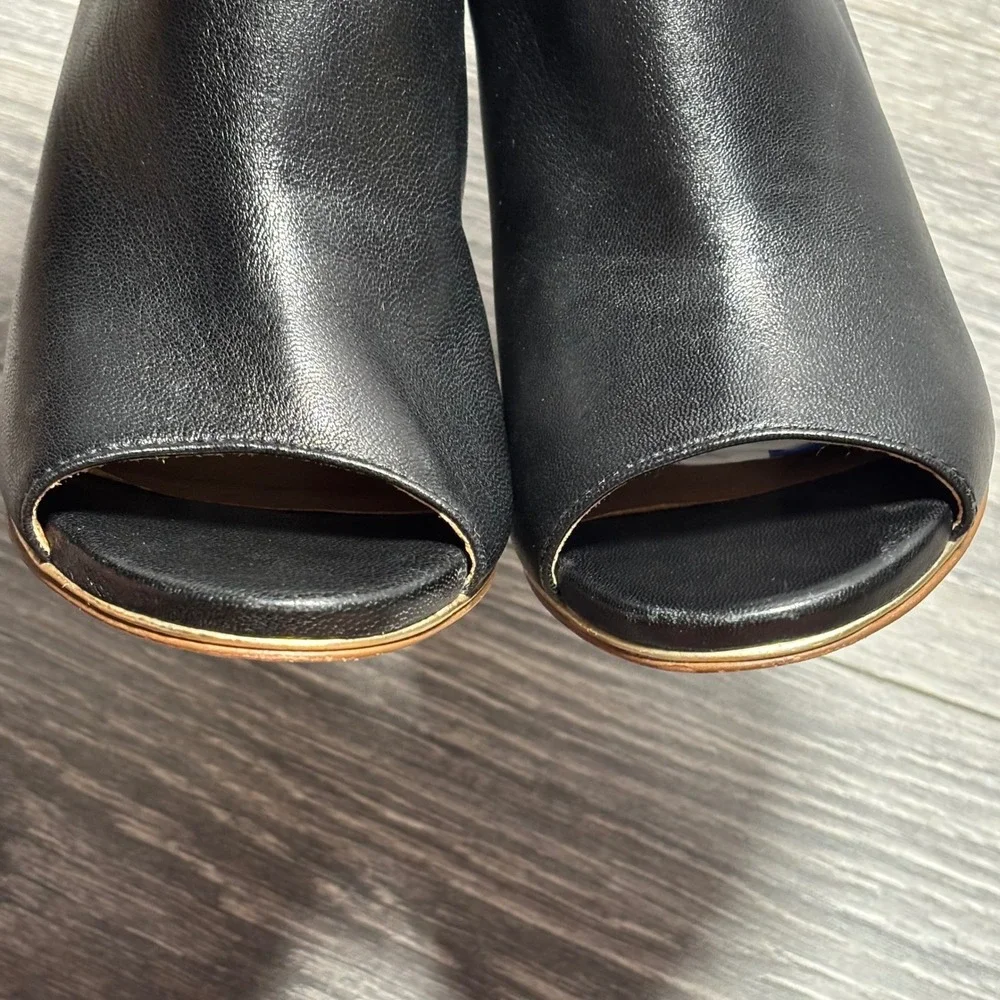 Coach Adrianna‎ Black Leather Peep Toe Bootie 6.5B
